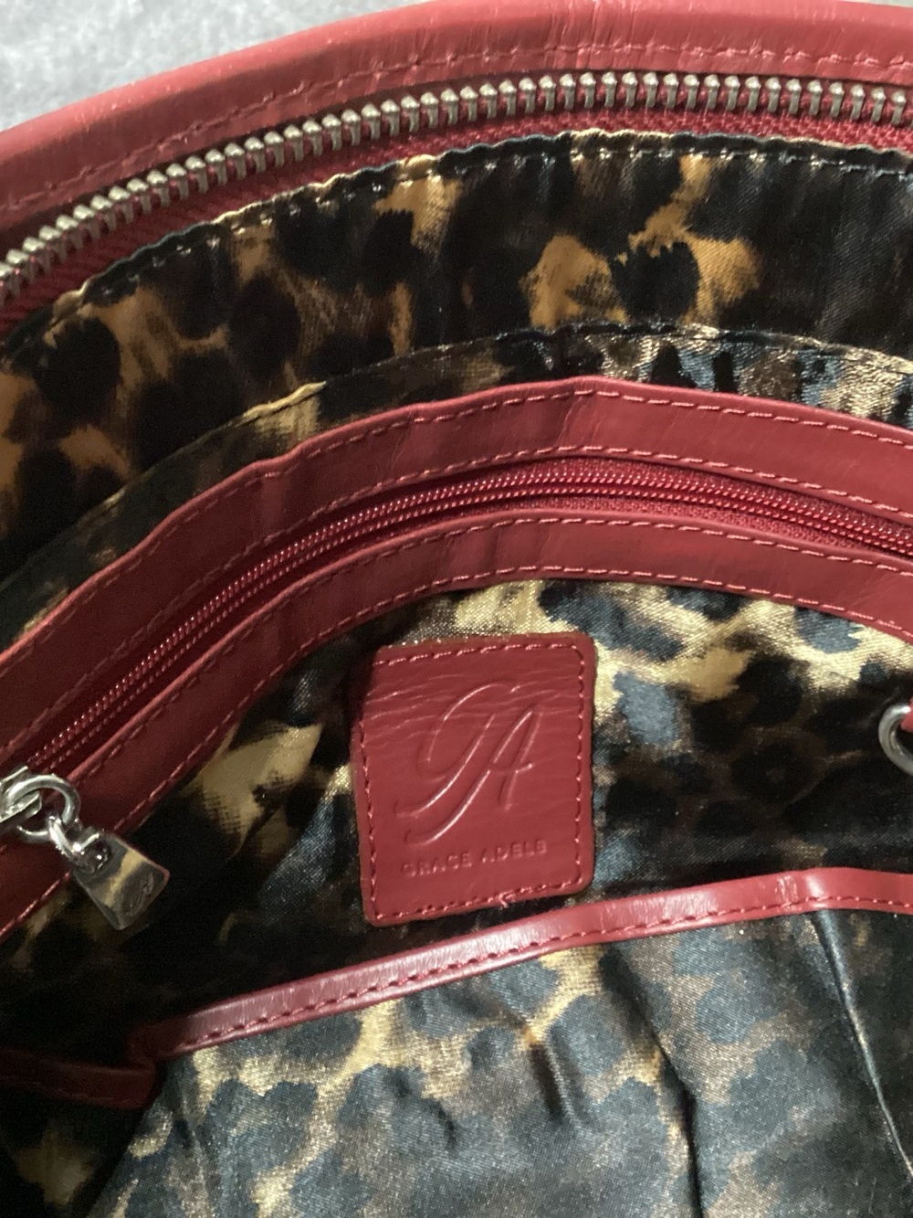 Red Leather Tote and Wallet Set - Women's Handbag - Picture 15 of 16